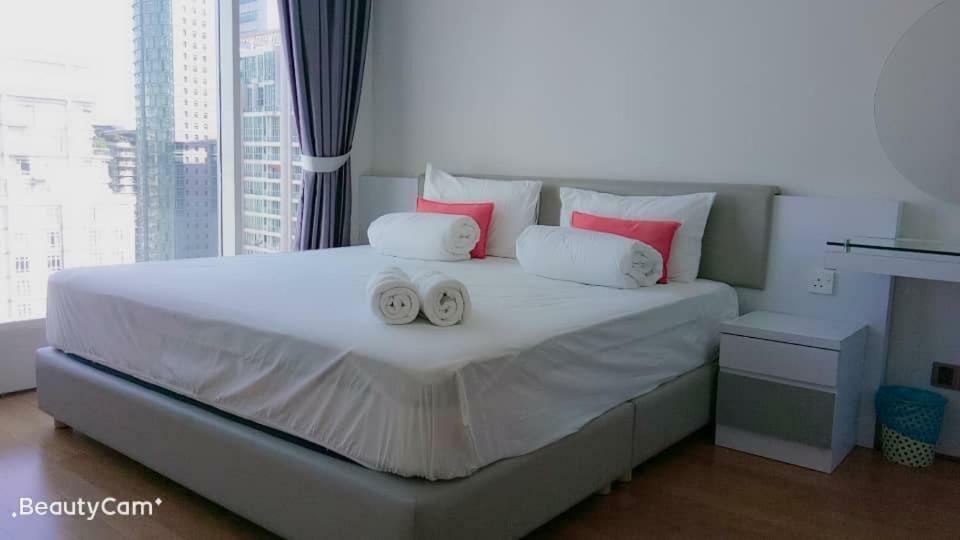 Soho Suites Klcc By Lx Suites 2 Куала Лумпур Екстериор снимка
