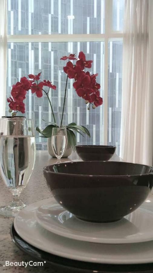 Soho Suites Klcc By Lx Suites 2 Куала Лумпур Екстериор снимка
